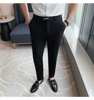 Mens מכנסיים פורמליים האביב החם החדש הגירסה הקוריאנית Slim המכנסיים עסקים צבע מוצק אופנה מזדמנת Mens מכנסיים בגדים