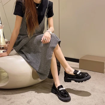 נעלי נשים 2023 אופנה ראש עגול של נשים דירות פלטפורמה חיצונית נעלי מחרוזת חרוזים נשים נעלי מסיבת נשים נעליים שטוחות