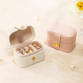 חדש קוריאה מיני קופסה של טבעת ילדה נייד, תיבת תכשיטים עור PU עגילים טבעת קופסא לאחסון תכשיטים הסיטוניים