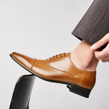 שמלה נעלי גברים עור אמיתי באיכות גבוהה בעבודת יד אוקספורד עור חליפה נעליים נעלי חתונה רשמית נעליים איטלקיות