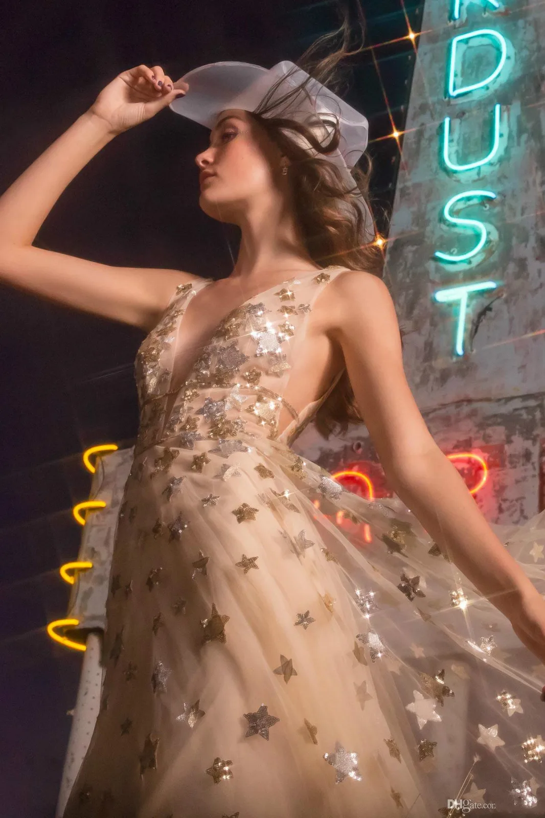 גולד & סילבר כוכבים שמלות נשף צוואר V שמלת ערב לטאטא הרכבת שרוולים מיוחדים Ocassion שמלות - 5