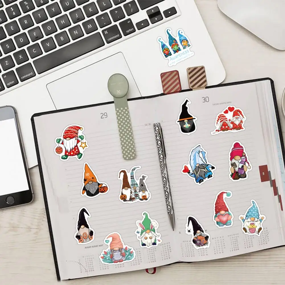 עמיד למים קישוטי חג עמיד למים Gnome מדבקות מצוירות גמד עיצוב בקבוקים סקייטבורד נייר מכתבים עבור ליל כל הקדושים - 5